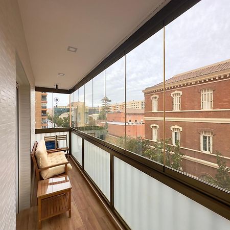Ayala Malaga City Center 6Pax Bagian luar foto